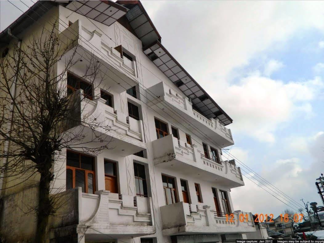 Divyansh Hotel Dharamshala Esterno foto