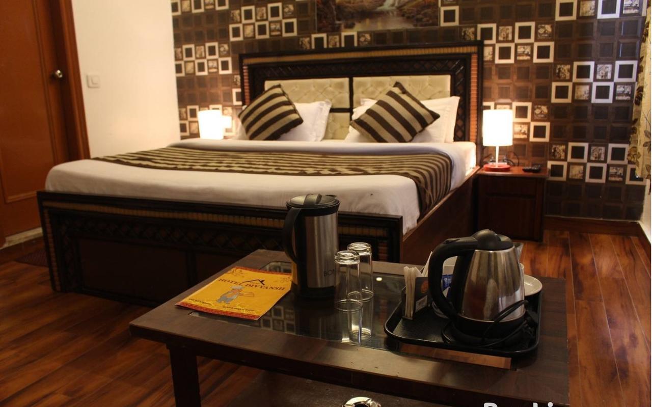 Divyansh Hotel Dharamshala Esterno foto